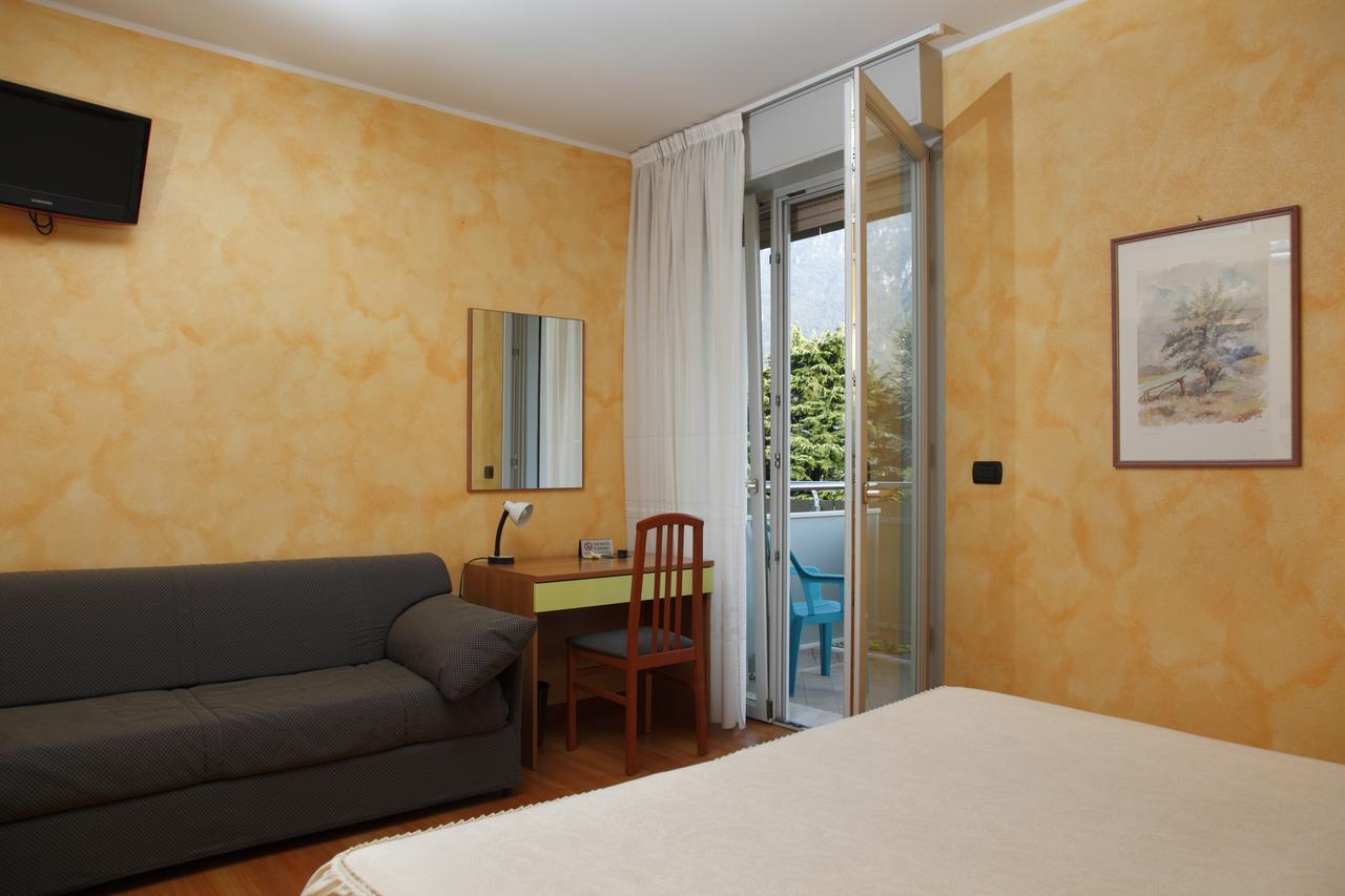 Hotel Castel Lodron Storo Екстер'єр фото
